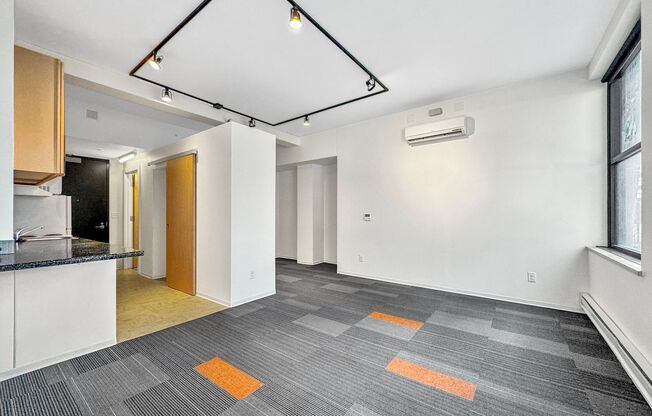 Studio, 1 bath, 395 sqft, $730, Unit 503