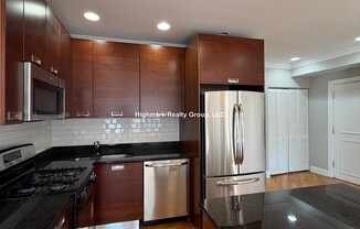 2250 W MORSE AVE