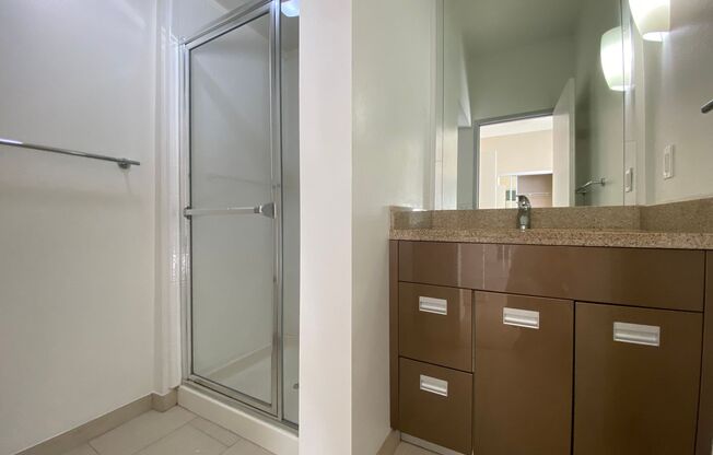 2 beds, 1.5 baths, $1,995, Unit 114