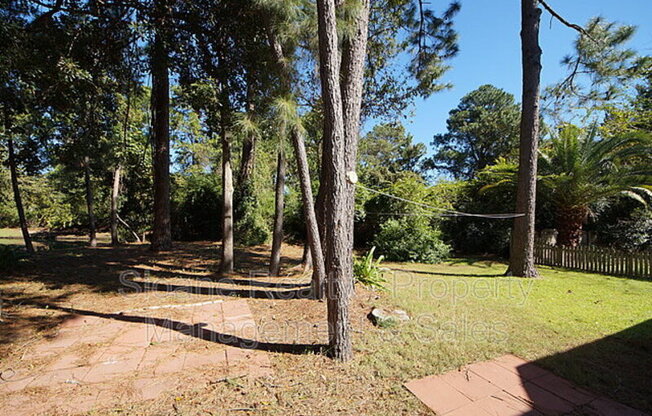 458 PLANTERS TRCE DR