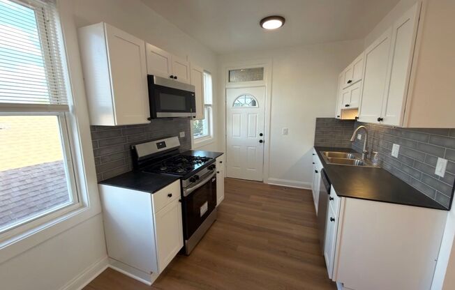 1 bed, 1 bath, 750 sqft, $1,650, Unit 4824-2N