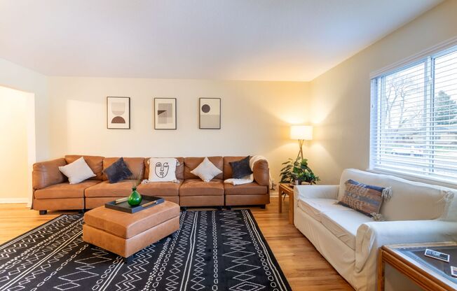 3BD, 2BA Half-Duplex in North Park Hill