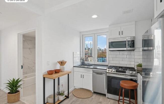 1 bed, 1 bath, $4,080, Unit 6C