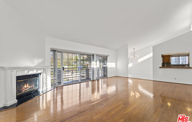 3252 DOS PALOS DR
