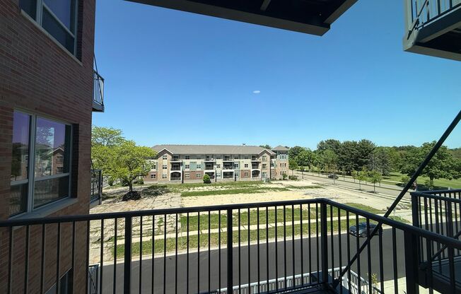 Studio, 1 bath, 517 sqft, $1,360, Unit #312