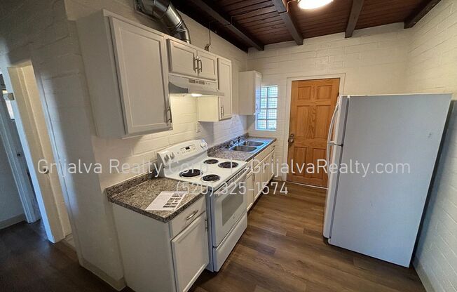 2 beds, 1 bath, 644 sqft, $925