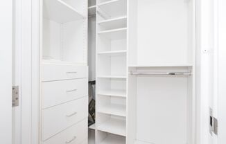 25 COLUMBUS CIR