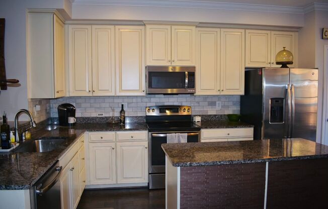 Beautiful Modern 3 Bedroom