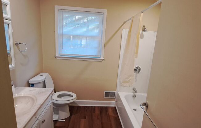 4 beds, 2 baths, $1,595