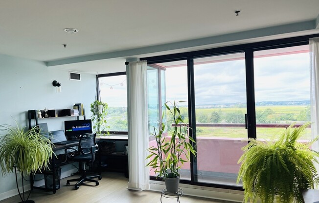1 bed, 1 bath, 857 sqft, $3,400, Unit 5-5S