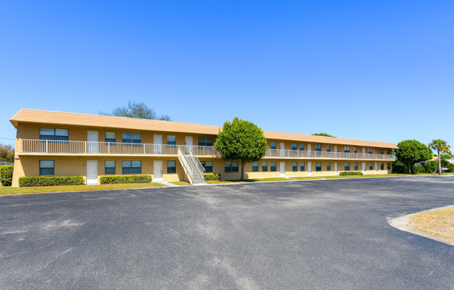 806 9th St West Palm Beach, FL 33403