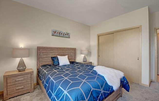 Unit Bedroom at The Vue at Pinnacle Peak Apartment Homes