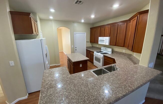 Beautiful 6 bed/3 bath home located in the SW area of Las Vegas