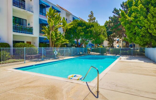 $2,200 - 1 Bed/1 Bath Condo in Pines of La Jolla Community