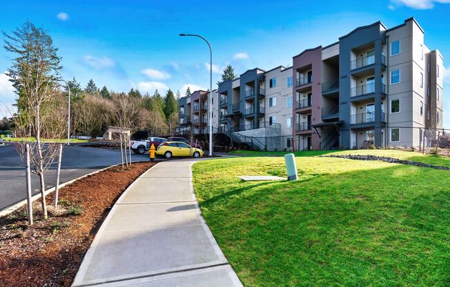 Studio, 1 bath, 466 sqft, $1,575, Unit C-211