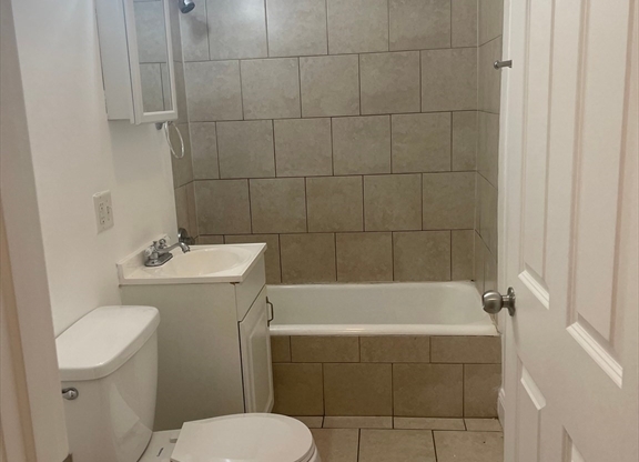 Studio, 1 bath, $1,700, Unit 7