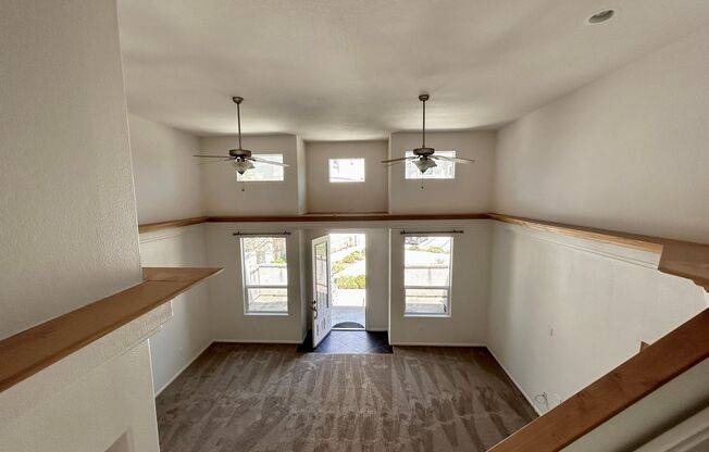 Spacious 3-Bedroom, 2.5-Bath Condo for Rent – El Cajon