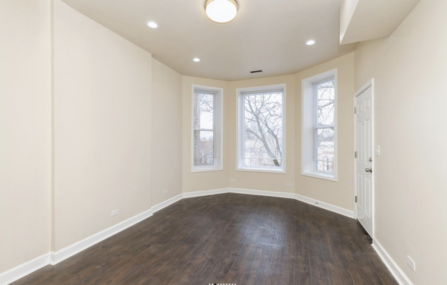 1527 S SPAULDING AVE