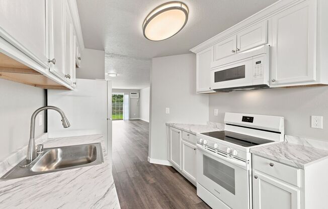 2 beds, 2 baths, 1,140 sqft, $1,495
