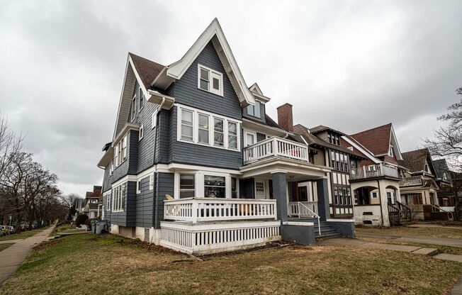 1831 Kenwood Rare Lower across from UWM