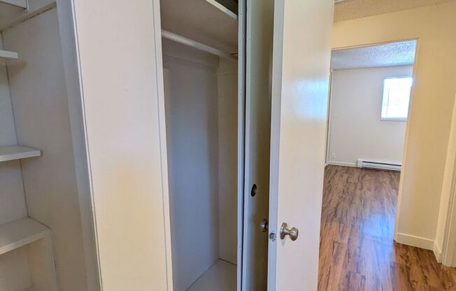 2 beds, 1 bath, 800 sqft, $1,365, Unit 3485-05