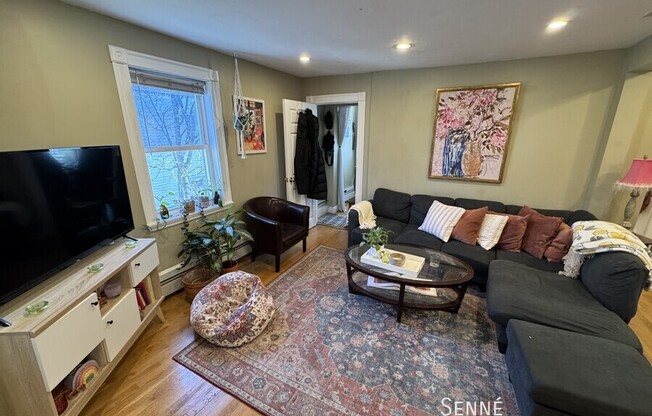737 SOMERVILLE AVE