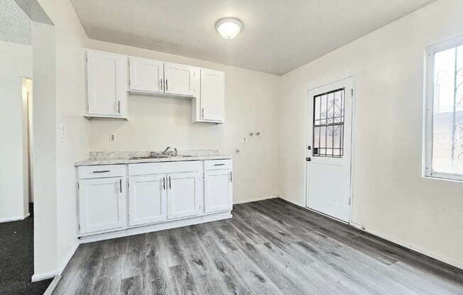 231 E 89 ST