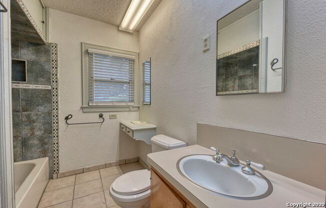 3 beds, 1 bath, $1,675