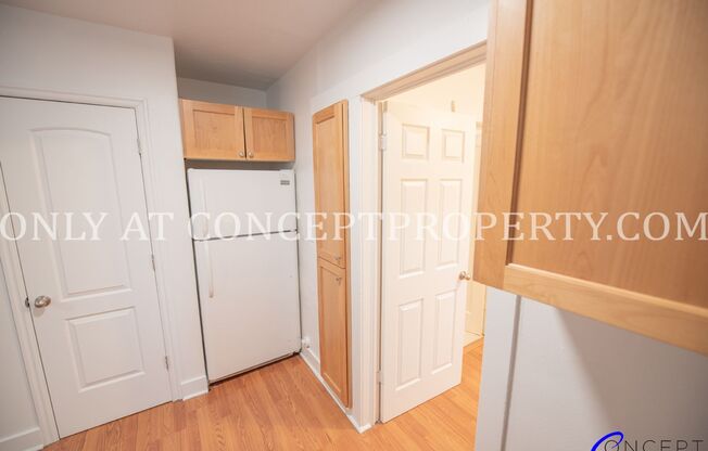 1 bed, 1 bath, 500 sqft, $999, Unit 06 - R