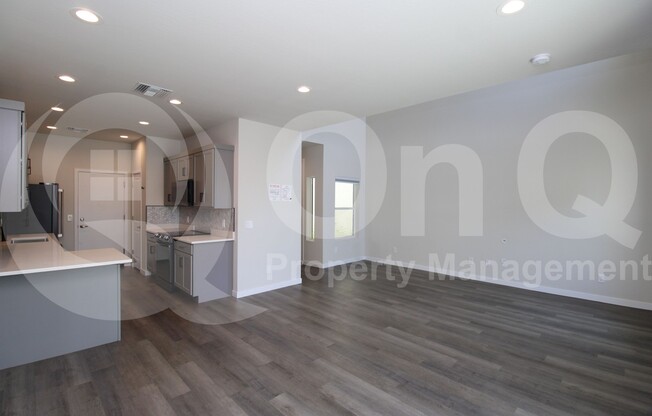2030 E MICHIGAN AVE