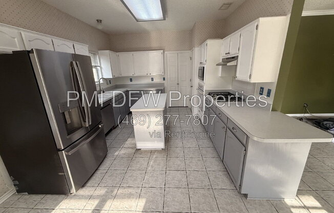 2332 BOARDWALK DR