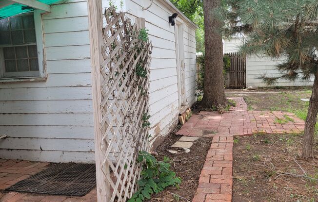 PRE-LEASING FOR September! Quiet Quaint Property! Private Driveway!