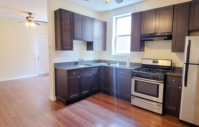 3728 S Parnell