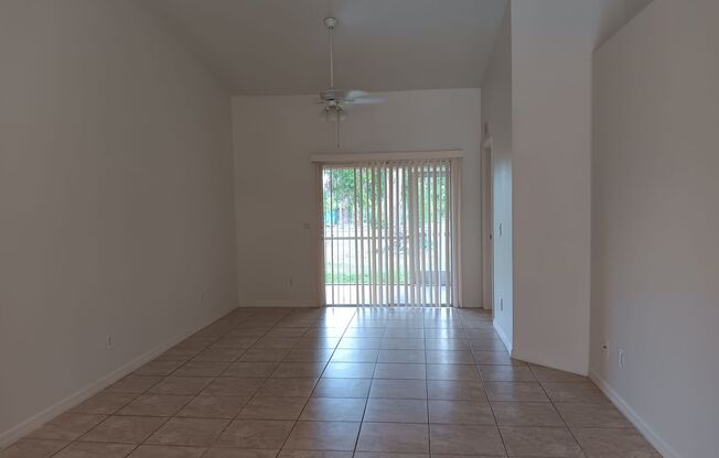 3 BED 2 BATH DUPLEX FOR RENT