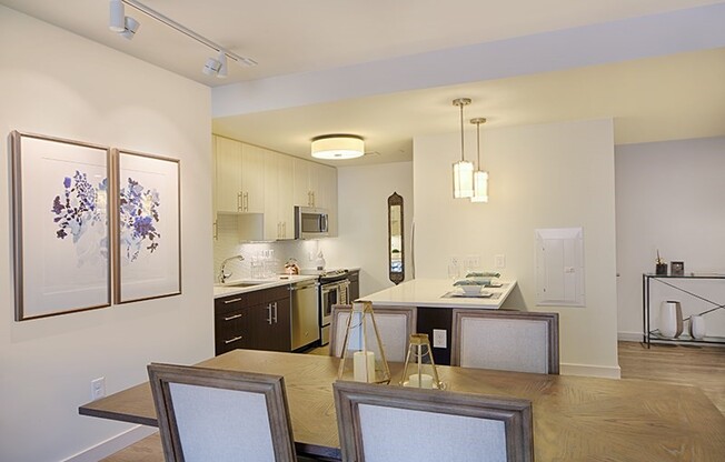 2 beds, 2 baths, 1,087 sqft, $5,450, Unit 821