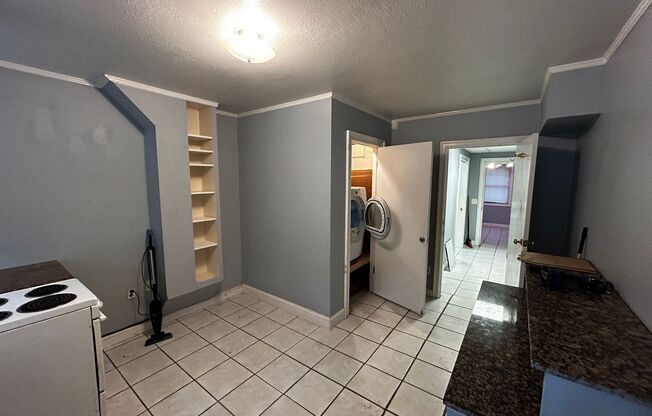 1 bed, 1 bath, $1,299, Unit # DOWNSTAIRS