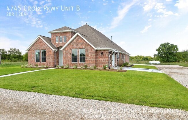 4745 CROIX PKWY