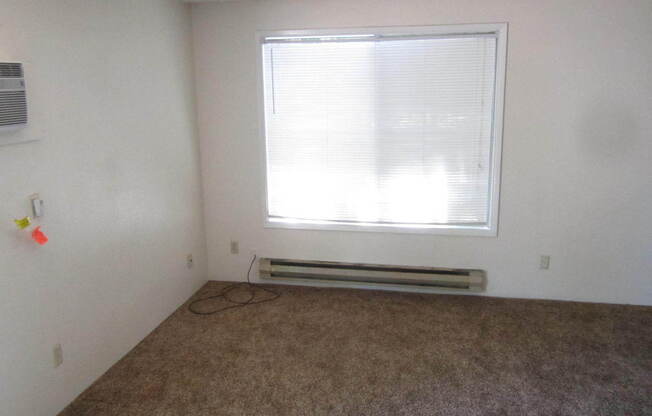 2 beds, 1 bath, 850 sqft, $1,200, Unit 3