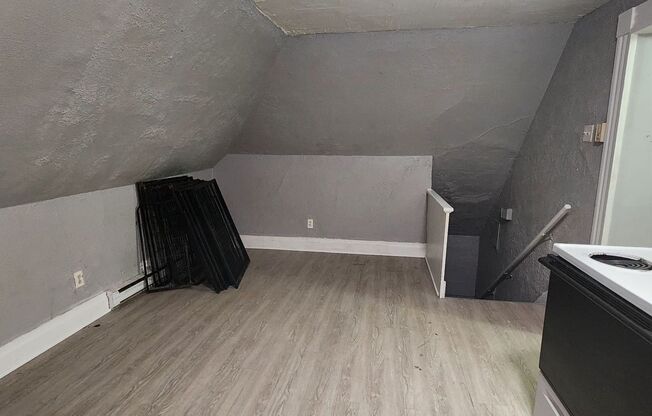 1 bed, 1 bath, $700