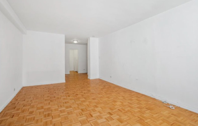 Studio, 1 bath, 605 sqft, $4,600, Unit 1-PHD