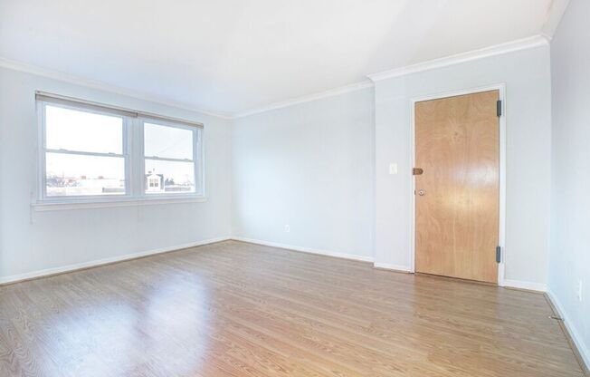 1627 MASSACHUSETTS AVE SE