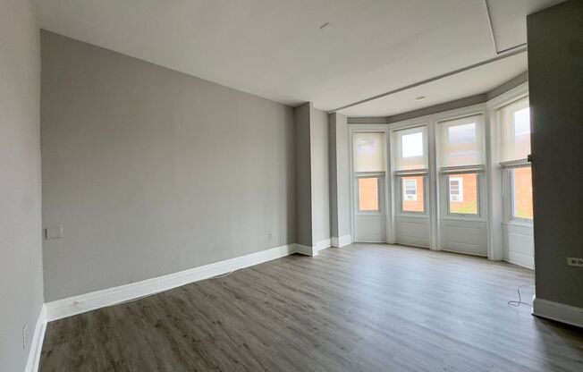 3 beds, 2 baths, 900 sqft, $1,500, Unit 1324-3F