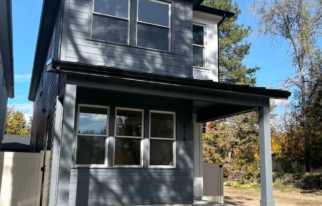 Stunning New Build in Boise’s East End – Easy Access to St. Lukes!!