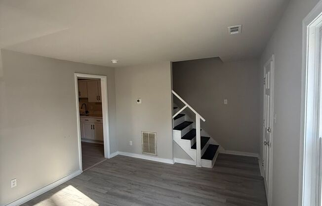 S. Lombardy Street 1104