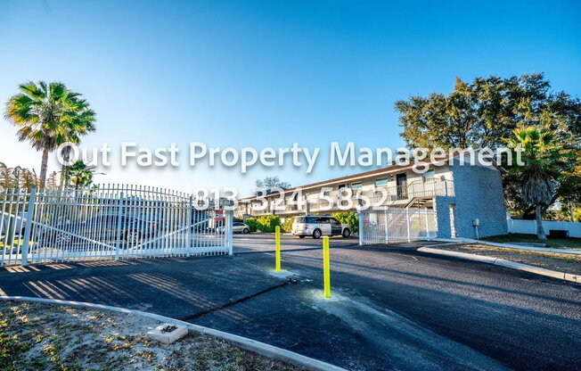 11312 N 52 ST