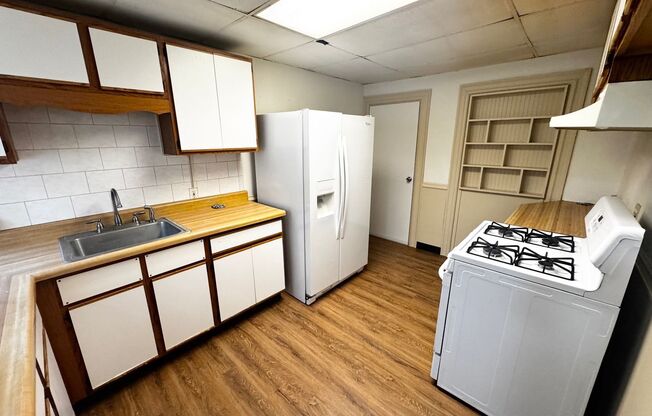 Welcome Home to 1101 Fredonia!