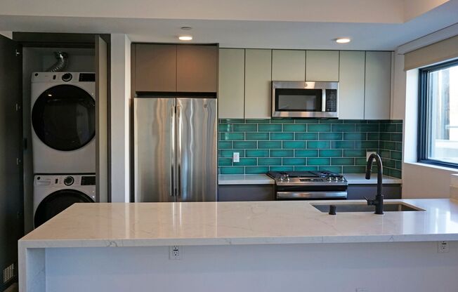 2 beds, 2 baths, 1,045 sqft, $4,239, Unit 211