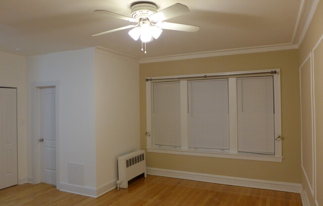 Lamon Courts Apartments