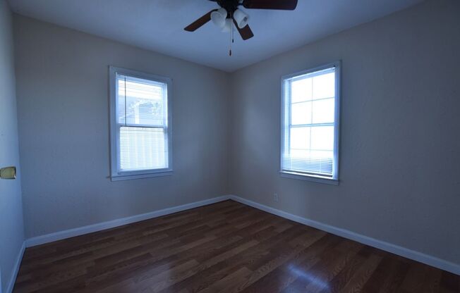 2 beds, 1 bath, $1,700