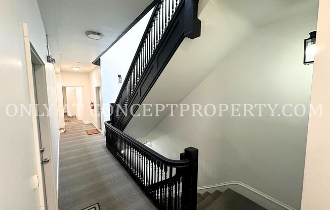 1 bed, 1 bath, 325 sqft, $1,125, Unit 2B